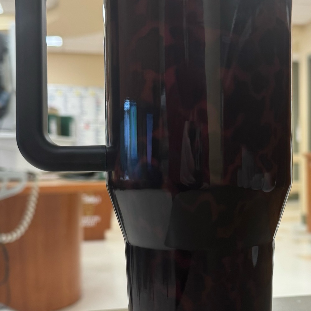 40 oz Tortoise Shell Hydrojug (slightly used)